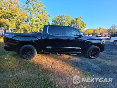 2023 Toyota Tundra 1794 Edition Crew Cab Short Bed - zdjęcie 4 z 22 - miniatura