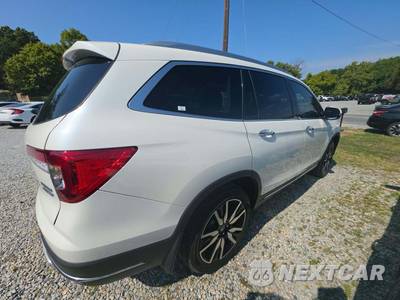 2019 Honda Pilot Touring 7-Passenger - zdjęcie 4 z 24 - miniatura