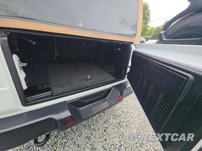 2020 Jeep Wrangler Unlimited Sahara - zdjęcie 14 z 21 - miniatura
