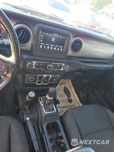 2020 Jeep Wrangler Unlimited Willys - zdjęcie 10 z 25 - miniatura
