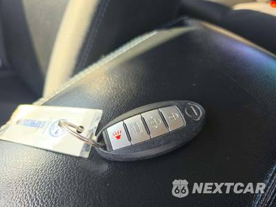 2016 Nissan Altima 2.5 SR - zdjęcie 8 z 22 - miniatura