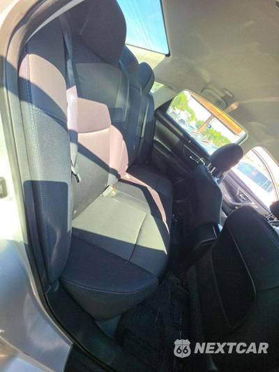 2016 Nissan Altima 2.5 SR - zdjęcie 16 z 22 - miniatura