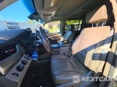 2015 Chevrolet Suburban LTZ 1LZ - zdjęcie 6 z 26 - miniatura