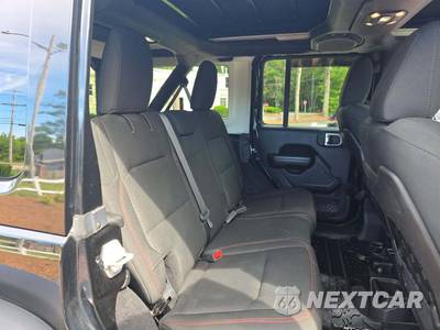 2019 Jeep Wrangler Unlimited Rubicon - zdjęcie 16 z 23 - miniatura