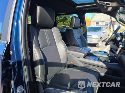 2024 Ram 3500 Limited Crew Cab Medium Bed - zdjęcie 18 z 22 - miniatura