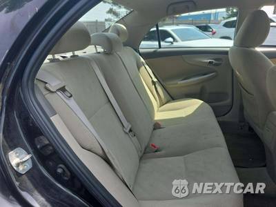 2010 Toyota Corolla LE - zdjęcie 16 z 27 - miniatura