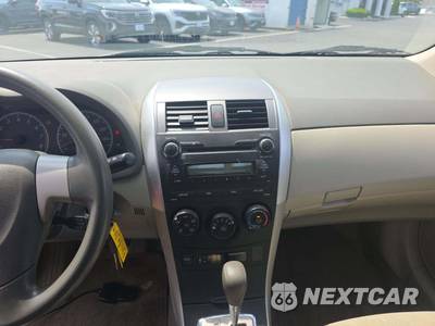 2010 Toyota Corolla LE - zdjęcie 10 z 27 - miniatura