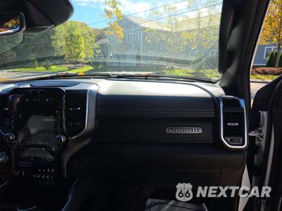 2023 Ram 1500 Laramie Crew Cab Short Bed - zdjęcie 19 z 21 - miniatura