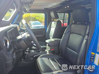 2024 Jeep Wrangler 4xe 4 Door Sahara - zdjęcie 6 z 23 - miniatura