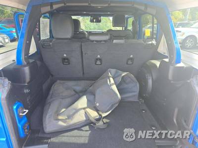 2024 Jeep Wrangler 4xe 4 Door Sahara - zdjęcie 14 z 23 - miniatura