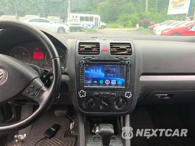 2005 Volkswagen New Jetta Sedan Value Edition - zdjęcie 10 z 21 - miniatura