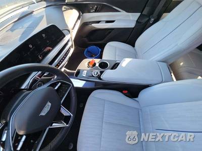2024 Cadillac LYRIQ Luxury 1 w/1SC - zdjęcie 8 z 22 - miniatura
