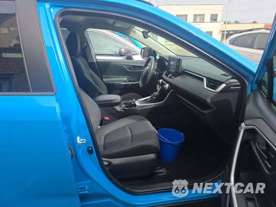 2021 Toyota RAV4 LE - zdjęcie 18 z 24 - miniatura