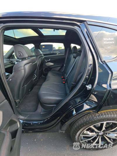 2025 Acura RDX w/A-Spec Advance Pkg - zdjęcie 13 z 20 - miniatura