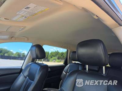 2015 Nissan Pathfinder SL - zdjęcie 8 z 32 - miniatura