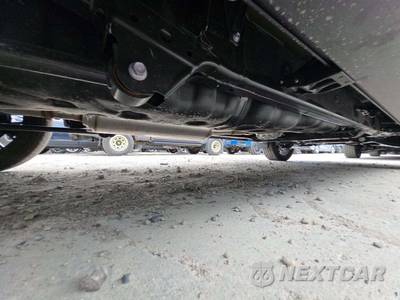 2026 Toyota Tundra i-FORCE MAX Capstone Crew Cab Short Bed - zdjęcie 17 z 20 - miniatura