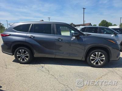 2023 Toyota Highlander XLE - zdjęcie 4 z 24 - miniatura