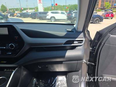 2023 Toyota Highlander XLE - zdjęcie 20 z 24 - miniatura