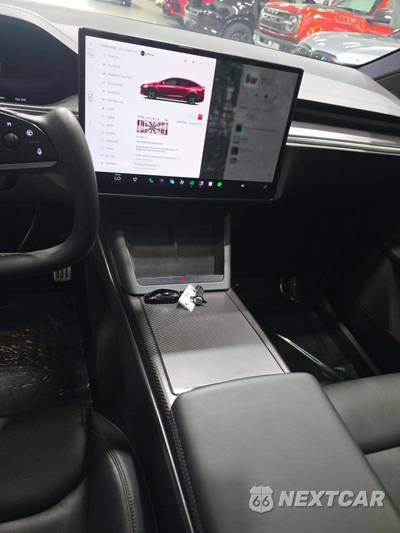 2022 Tesla Model X Plaid - zdjęcie 10 z 29 - miniatura