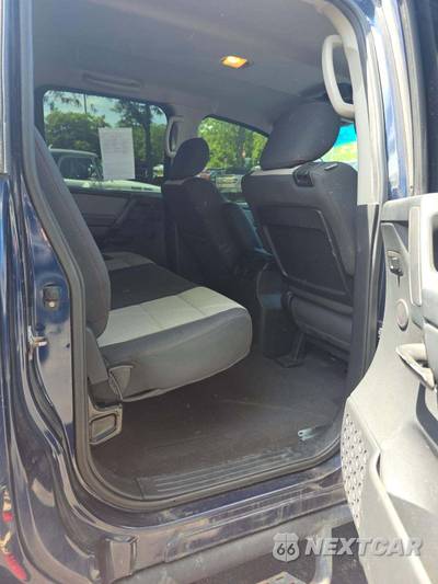 2010 Nissan TITAN PRO-4X Crew Cab Short Bed - zdjęcie 16 z 38 - miniatura