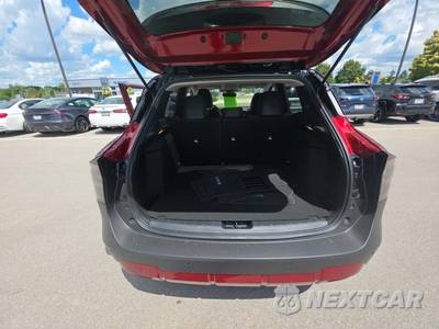 2025 Nissan Kicks SR - zdjęcie 11 z 17 - miniatura