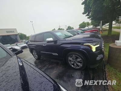 2026 Toyota Sequoia Capstone - zdjęcie 4 z 21 - miniatura