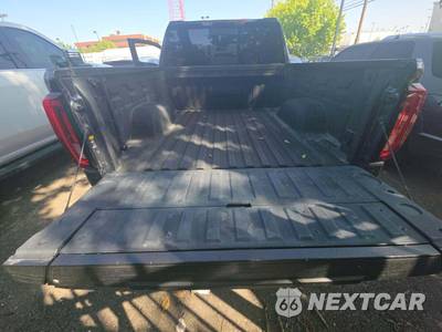 2019 GMC Sierra 1500 SLT Crew Cab Short Bed 4SA - zdjęcie 14 z 21 - miniatura