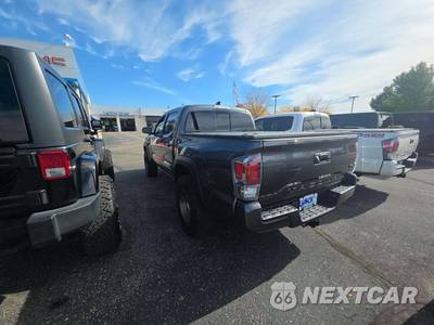 2023 Toyota Tacoma TRD Off-Road Crew Cab Medium Bed - zdjęcie 2 z 22 - miniatura