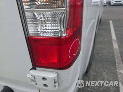 2018 Nissan NV2500 HD Cargo S Standard Roof 146.1" WB - zdjęcie 29 z 35 - miniatura