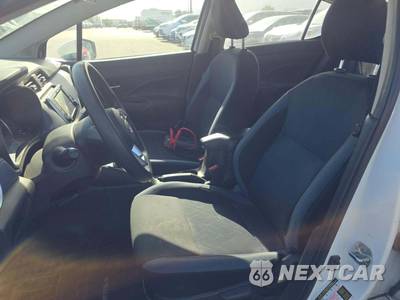 2023 Nissan Versa SV - zdjęcie 6 z 28 - miniatura