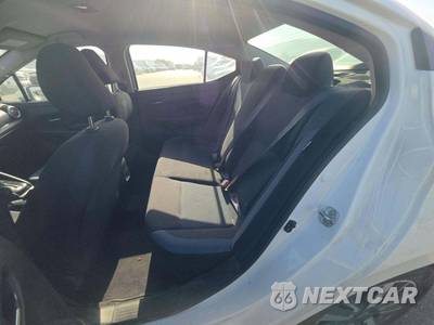 2023 Nissan Versa SV - zdjęcie 13 z 28 - miniatura
