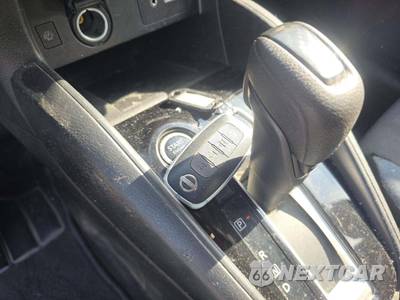 2023 Nissan Versa SV - zdjęcie 8 z 28 - miniatura