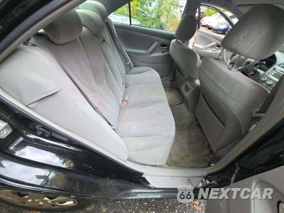 2010 Toyota Camry - zdjęcie 16 z 28 - miniatura