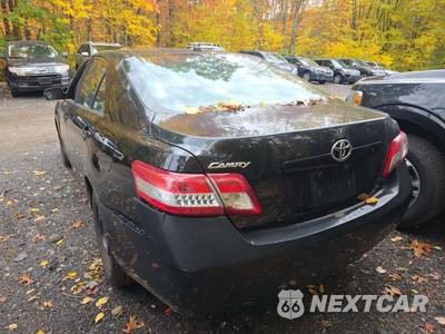 2010 Toyota Camry - zdjęcie 2 z 28 - miniatura
