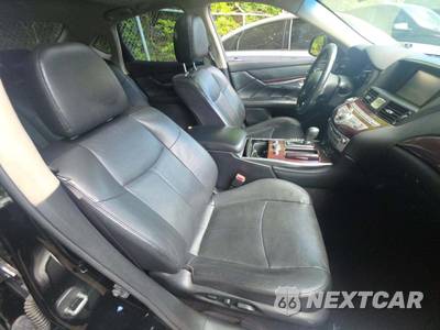 2017 INFINITI Q70 3.7 - zdjęcie 18 z 27 - miniatura
