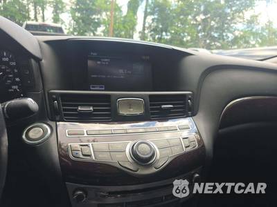 2017 INFINITI Q70 3.7 - zdjęcie 10 z 27 - miniatura