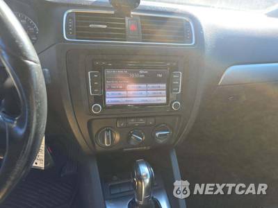2013 Volkswagen Jetta SE Sedan w/Convenience & Sunroof - zdjęcie 10 z 26 - miniatura