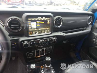 2023 Jeep Wrangler 4xe 4 Door Sahara - zdjęcie 10 z 21 - miniatura