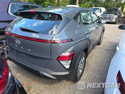 2024 Hyundai Kona SE - zdjęcie 3 z 24 - miniatura