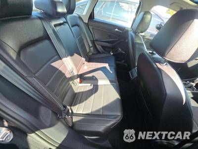 2021 Volkswagen Jetta SEL - zdjęcie 16 z 22 - miniatura