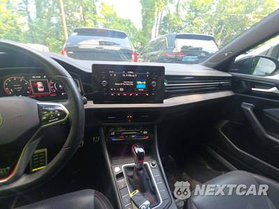 2025 Volkswagen Jetta GLI Autobahn - zdjęcie 10 z 21 - miniatura