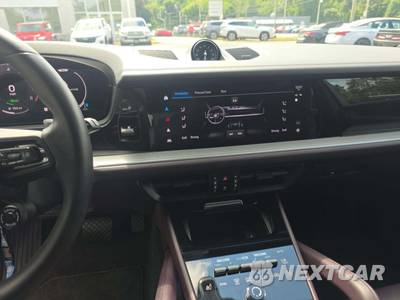 2024 Porsche Cayenne E-Hybrid - zdjęcie 10 z 21 - miniatura