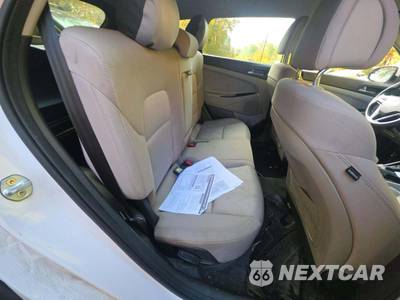 2016 Hyundai Tucson SE - zdjęcie 16 z 27 - miniatura