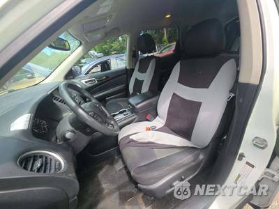 2018 Nissan Pathfinder SV - zdjęcie 6 z 24 - miniatura