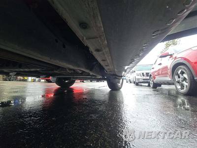 2014 Nissan TITAN SV Crew Cab Short Bed - zdjęcie 17 z 36 - miniatura