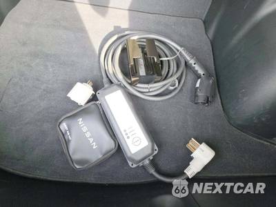 2025 Nissan LEAF S - zdjęcie 12 z 19 - miniatura