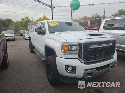 2017 GMC Sierra 2500 Denali HD Crew Cab Medium Bed 5SA - zdjęcie 4 z 29 - miniatura