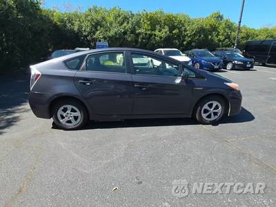 2015 Toyota Prius Two - zdjęcie 5 z 32 - miniatura