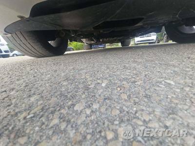 2014 Jeep Grand Cherokee SRT - zdjęcie 17 z 18 - miniatura