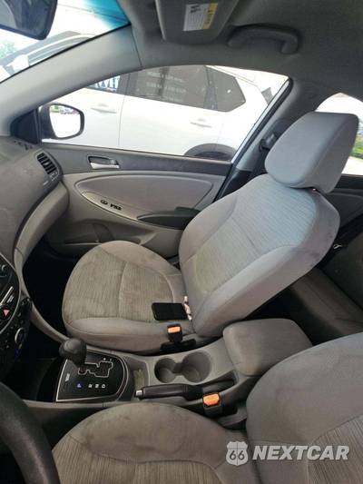 2015 Hyundai Accent GLS Sedan - zdjęcie 20 z 23 - miniatura